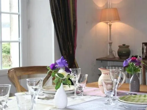 Chambres D'hotes Les Champs Francais Guest house Caumont-l'Evente