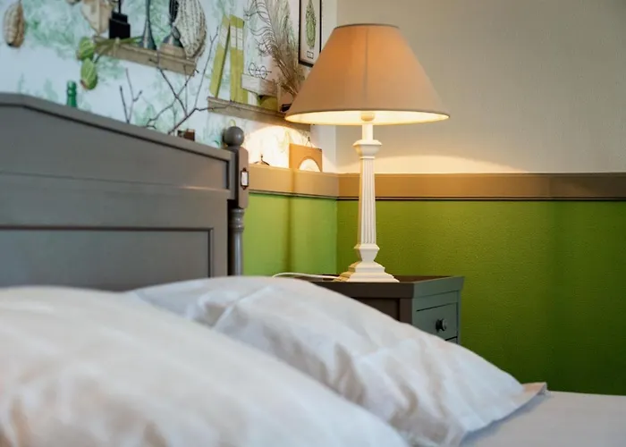 Chambres D'hotes Les Champs Francais 3* Caumont-l'Evente