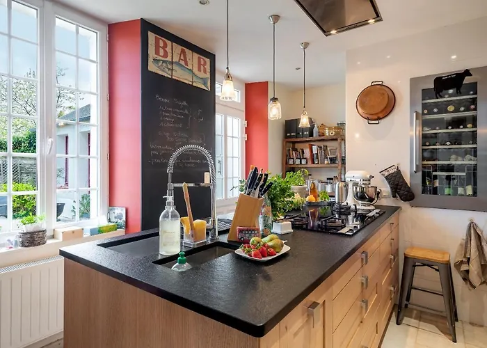 Guest house Chambres D'hotes Les Champs Francais Caumont-l'Evente