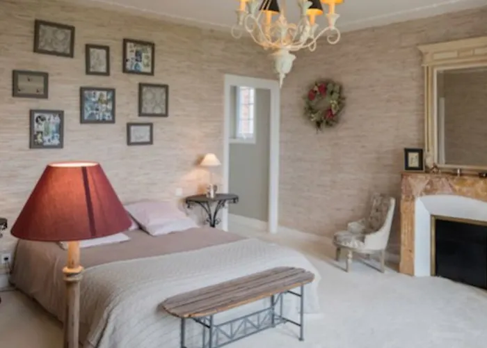 Chambres D'hotes Les Champs Francais Caumont-l'Evente